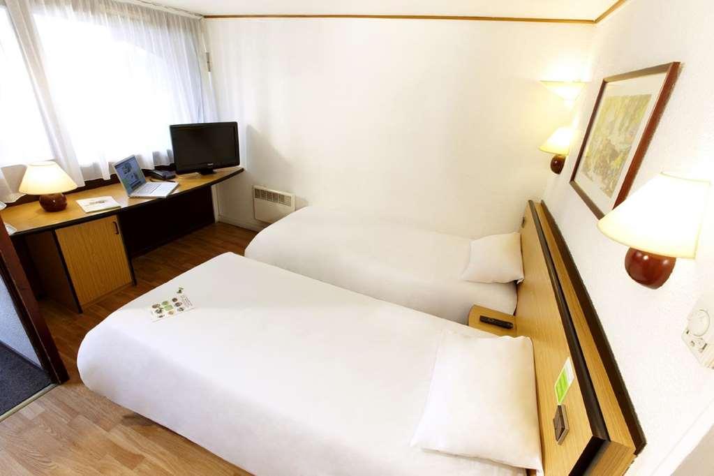 Campanile Clermont-Ferrand ~ Thiers Hotell Rum bild