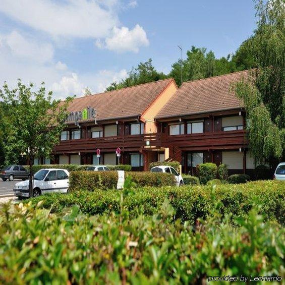 Campanile Clermont-Ferrand ~ Thiers Hotell Exteriör bild