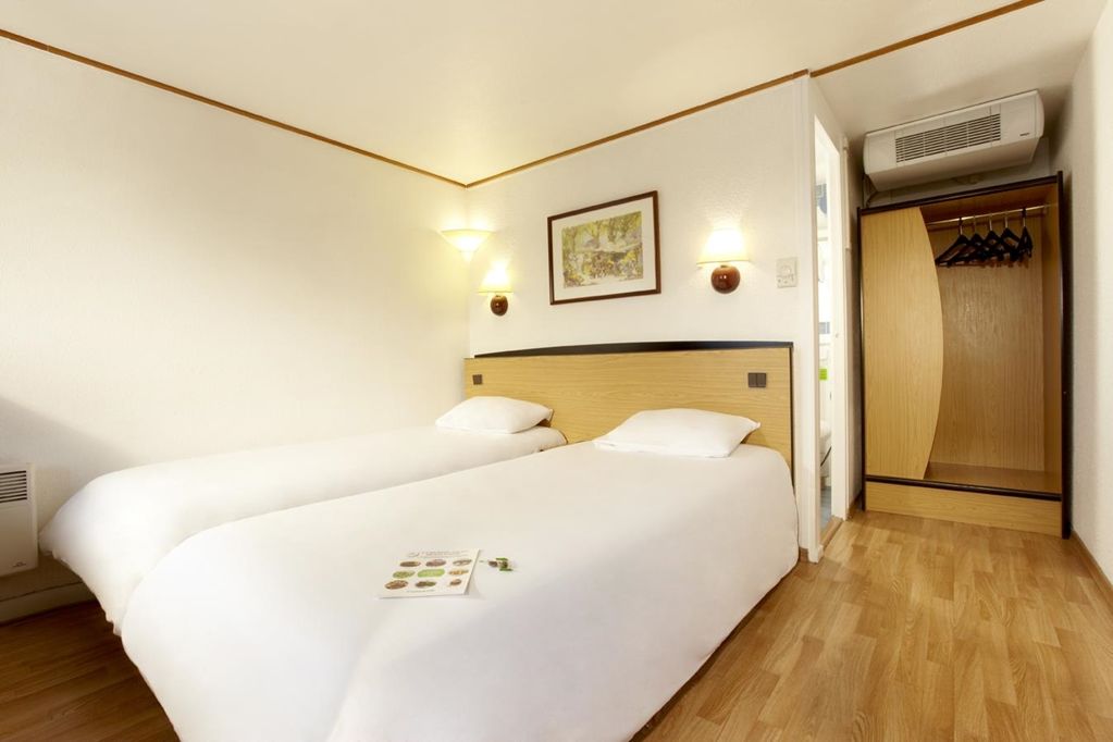 Campanile Clermont-Ferrand ~ Thiers Hotell Rum bild