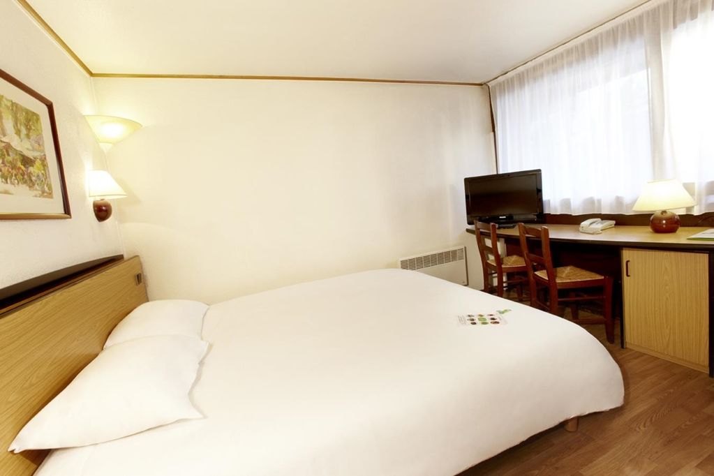 Campanile Clermont-Ferrand ~ Thiers Hotell Rum bild